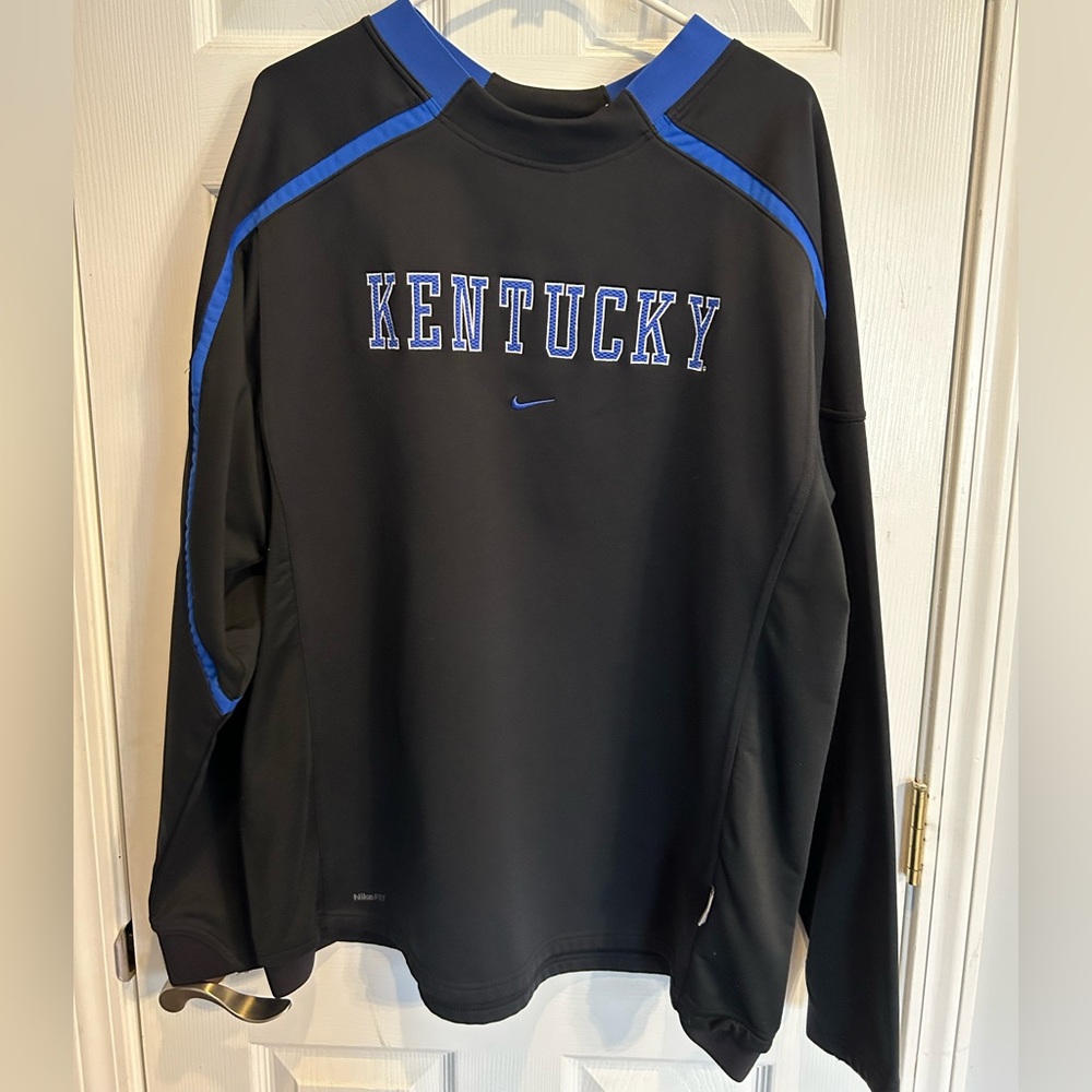 University of Kentucky Wildcats Nike Team Sweat Shirt
